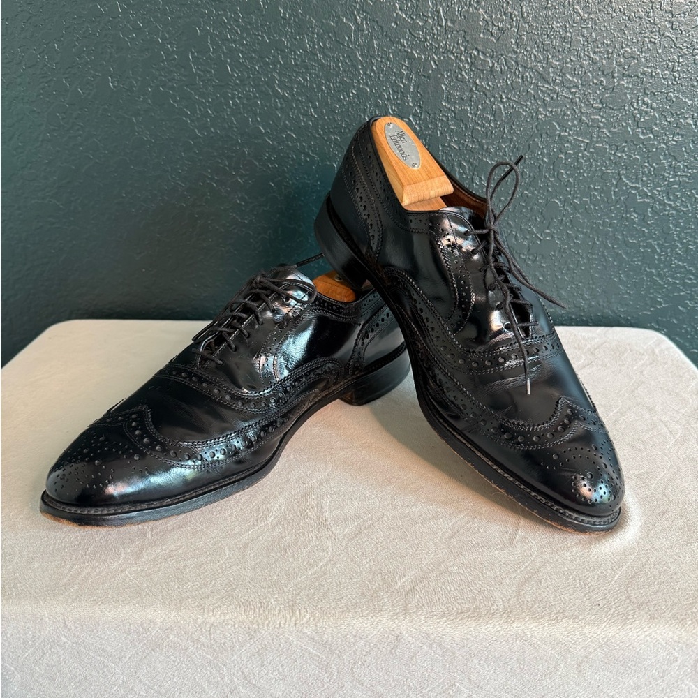 Allen Edmonds Black McAllister Oxford Dress Shoes with Broguing